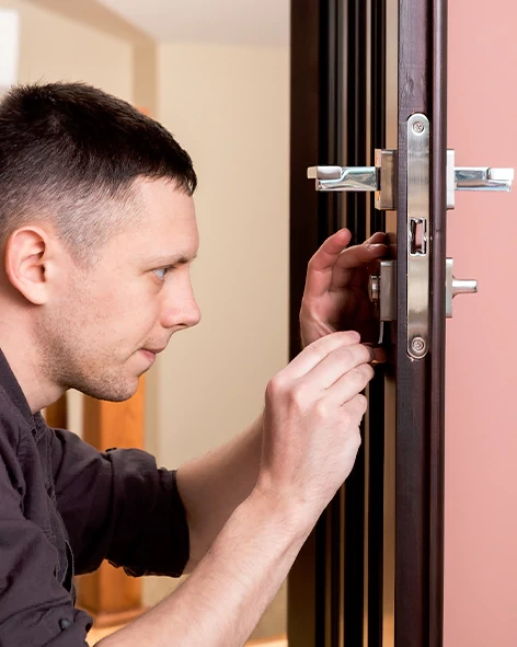 : Professional Locksmith For Commercial And Residential Locksmith Services in Hoffman Estates