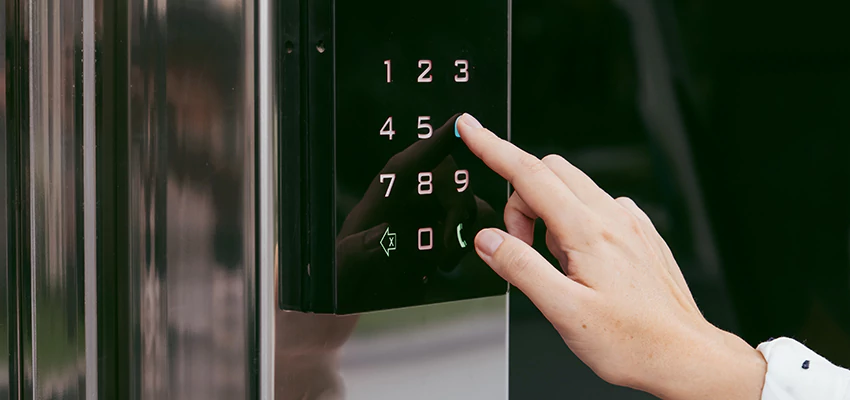 Keyless Door Entry System in Hoffman Estates